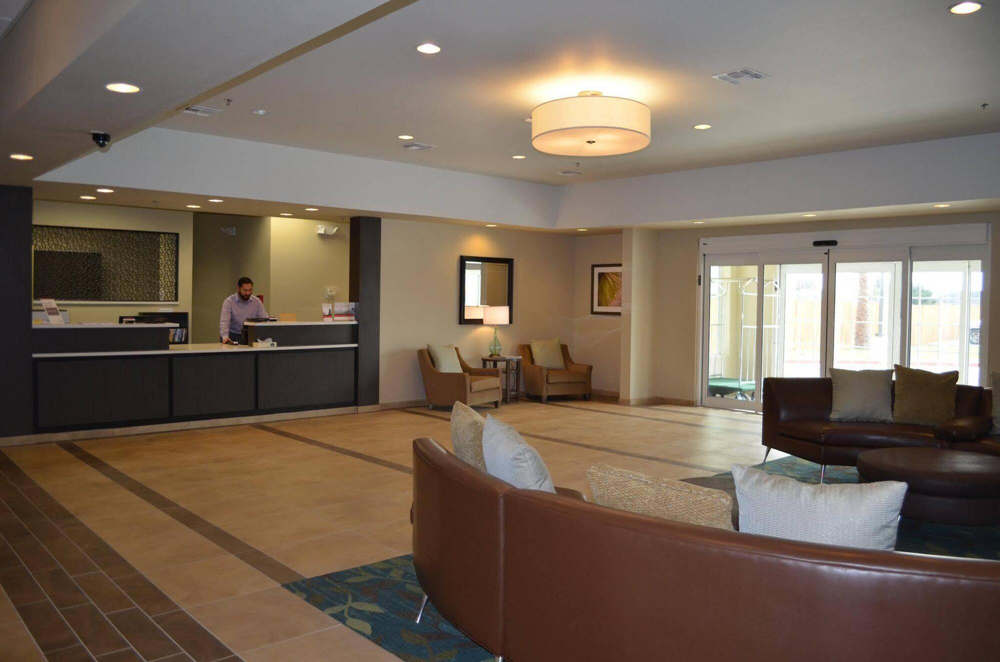 Candlewood Suites Harlingen By Ihg Bagian luar foto